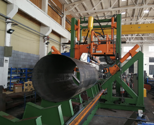 ultimo caso aziendale circa Indonesia Customer Purchases CMC 340/12000 High Mast and Mono Pole Shut Welding Machine for 12m Poles