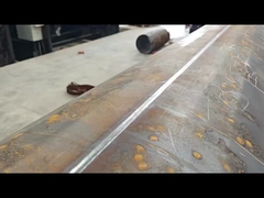 Macchine di saldatura a chiusura CNC per pali luminosi