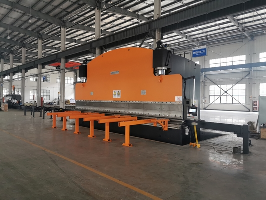 8200mm 45 Kw Cnc Hydraulic Press Brake Machine Acciaio al carbonio automatico