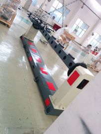 Good price Automaticamente tagliatrice del laser della fibra del robot/saldatura a laser robot del metallo in linea