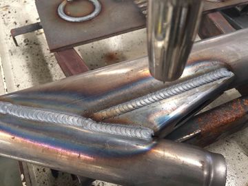 Sistema robot acrilico della saldatura di Crytal, apparecchio per saldare robot di taglio del laser