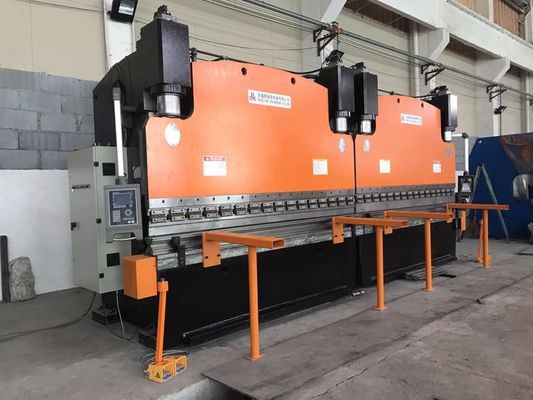Tandem idraulico 200 Ton Press Brake Machinery di CNC per l'industriale 3200mm