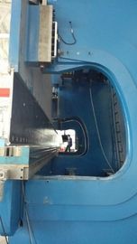 profondità della gola 1000 mm frenata idraulica CNC per la fabbricazione di pali luminosi