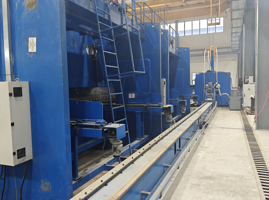 650T / 6500mm freno a pressa in tandem per palo di luce e alto albero