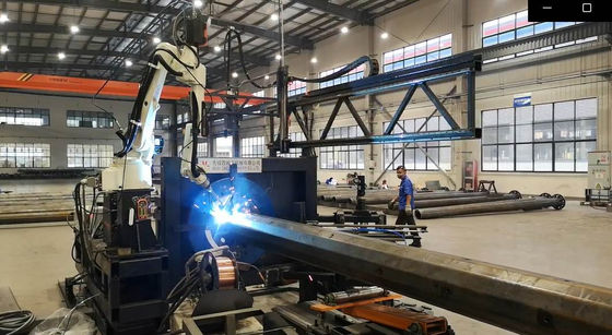 Macchina di saldatura a base di piastra robot modello RW-120/300