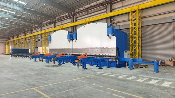 Freno a pressione idraulica CNC in tandem con forza di lavoro di 2X1200 tonnellate e lunghezza del tavolo di 2X6250 mm per una lunga durata di servizio