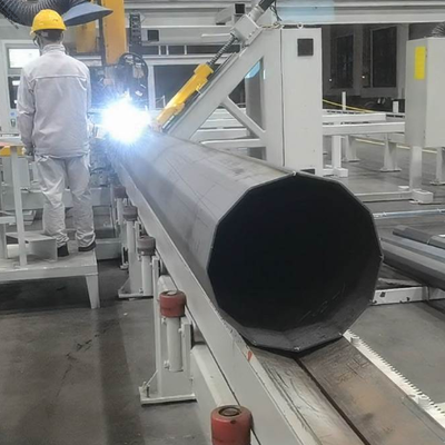 Saldatrice per pali CNC con saldatura longitudinale diritta ad arco sommerso per palo leggero ultra lungo da 12000 mm e funzionamento semplice con 1 persona
