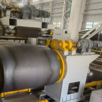 CTL12×1600 Linea di taglio a lunghezza completamente automatica per bobine in acciaio di larghezza 1600 mm con capacità di 30 tonnellate
