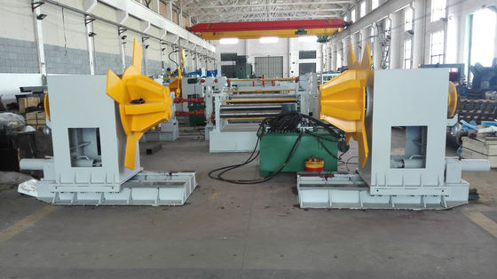 760 mm 3m/min 6x2000 macchina per taglio di bobine