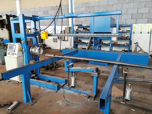 Macchina di taglio CNC per porte a palo leggero, diametro massimo 350 mm, lunghezza massima di taglio 2000 mm