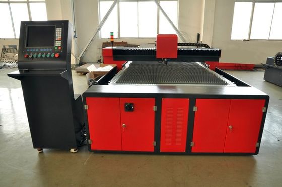 tagliatrici del laser di CNC YAG di alta precisione 500W 1500 x 3000 per la lamiera sottile