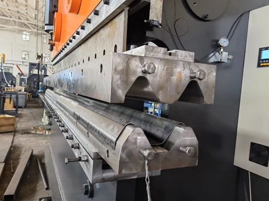Good price Macchine per frenatura a pressione CNC per la fabbricazione di ringhiera in linea